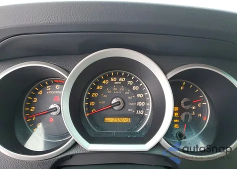 2006 Toyota 4Runner Limited z USA, uszkodzony, nr VIN JTEBT17R668034587